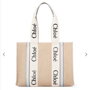 Chloé Woody Medium Logo Tote- White/ Blue